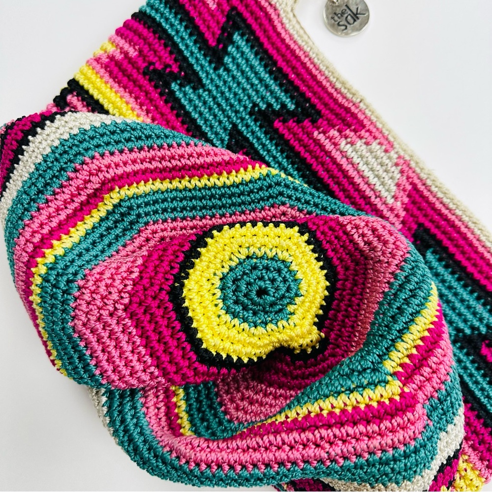 The Sak Hand Crocheted Colorful Southwestern Print Purse - Picture 5 of 11
